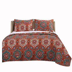 Medallion and Floral Motif Print Polyester Full Quilt Set, Red